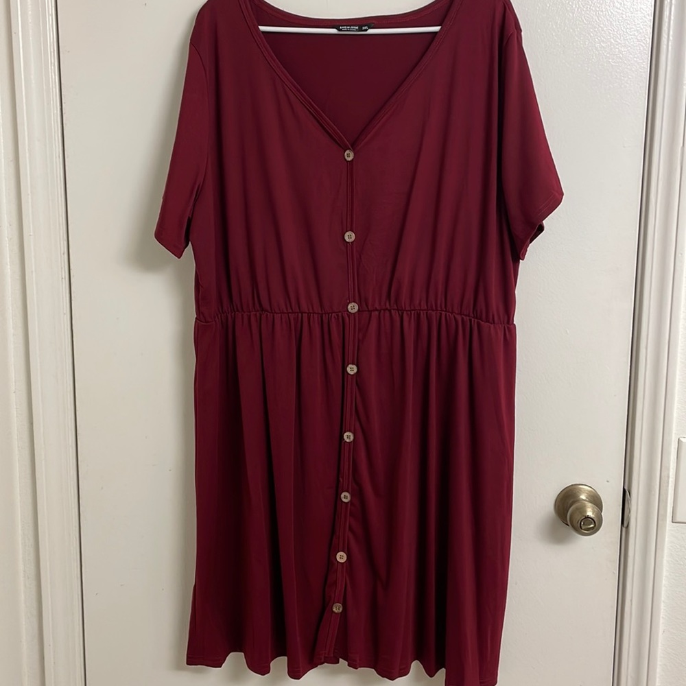 SHEIN LUNE Plus V Neck Button Front maroon Dress size 3X
